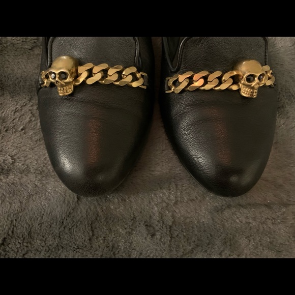 *Host Pick* Alexander McQueen Chain Skull Shoes - size 37.5. - Picture 9 of 11